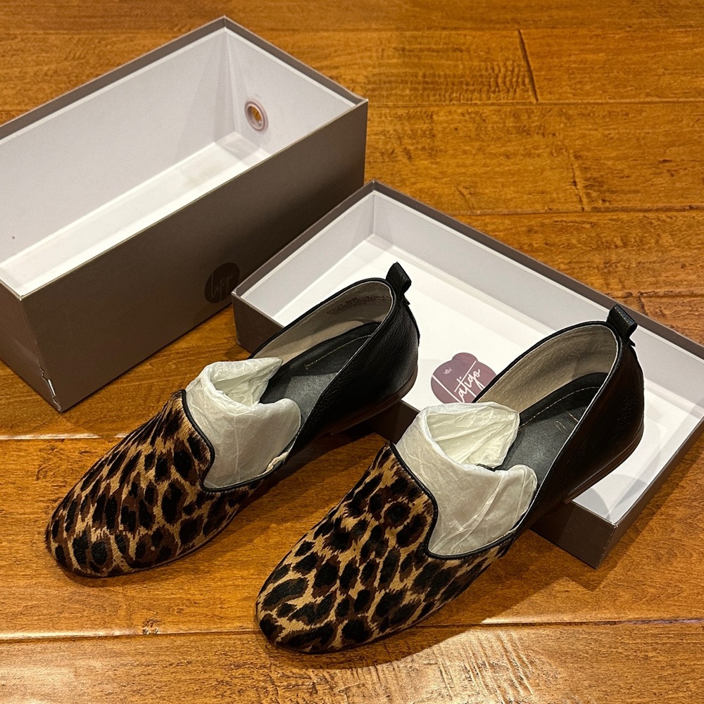 Latigo women’s flats